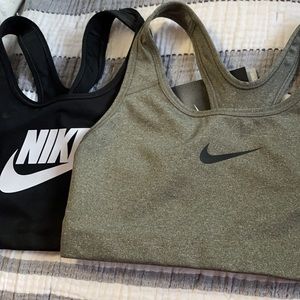 NIKE SPORTS BRAS